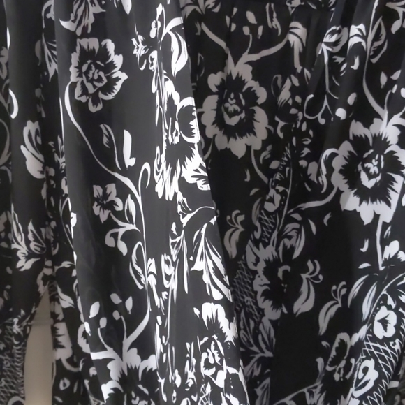 Blouse - Picture 4 of 6